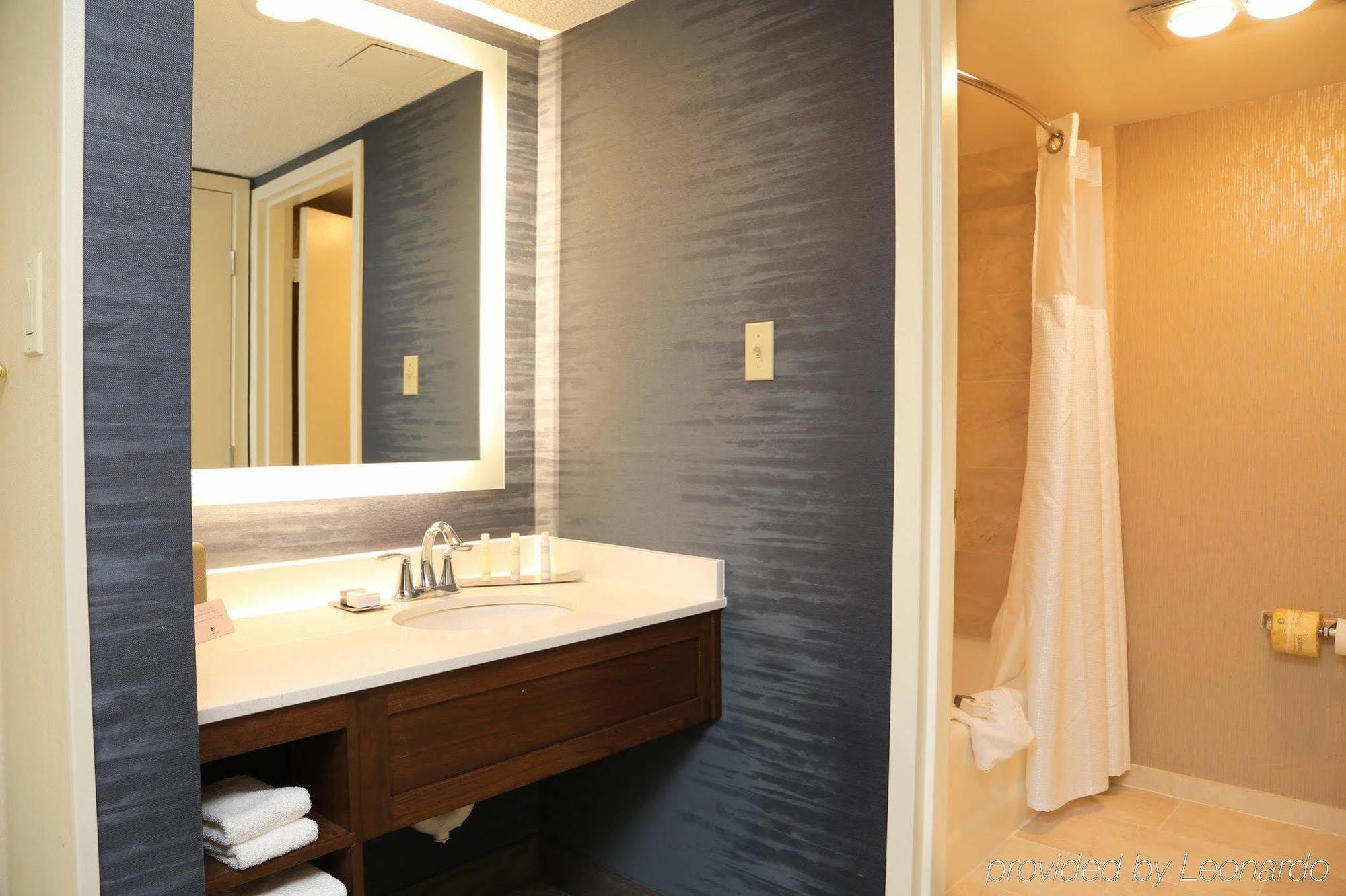 Doubletree By Hilton Boston-andover 4*